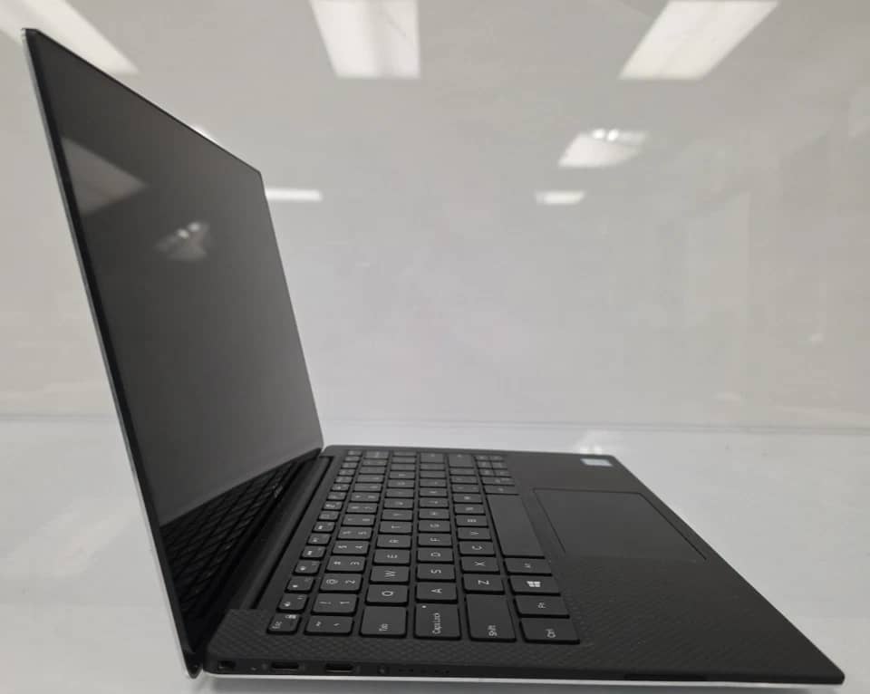 Dell XPS 13 9370 Computers