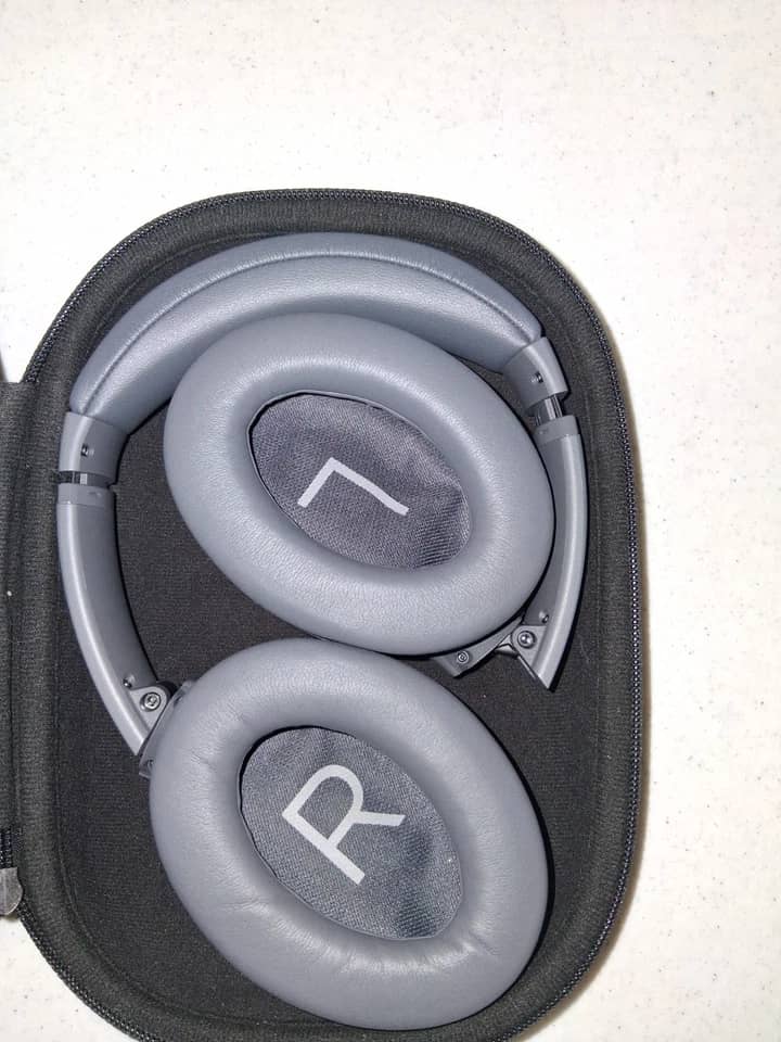 Bose QuietComfort 45 Headphones & Earbuds 