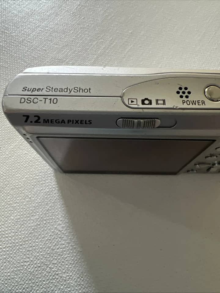 Sony DSC T10 Digital Cameras Black New Body Only