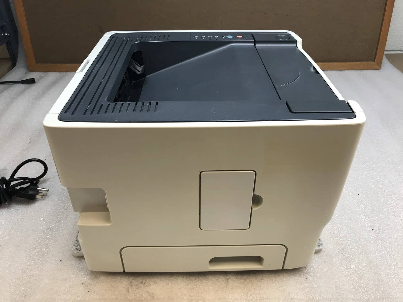 HP P2015d Workgroup Monochrome Laser Prin Printers For parts or not working