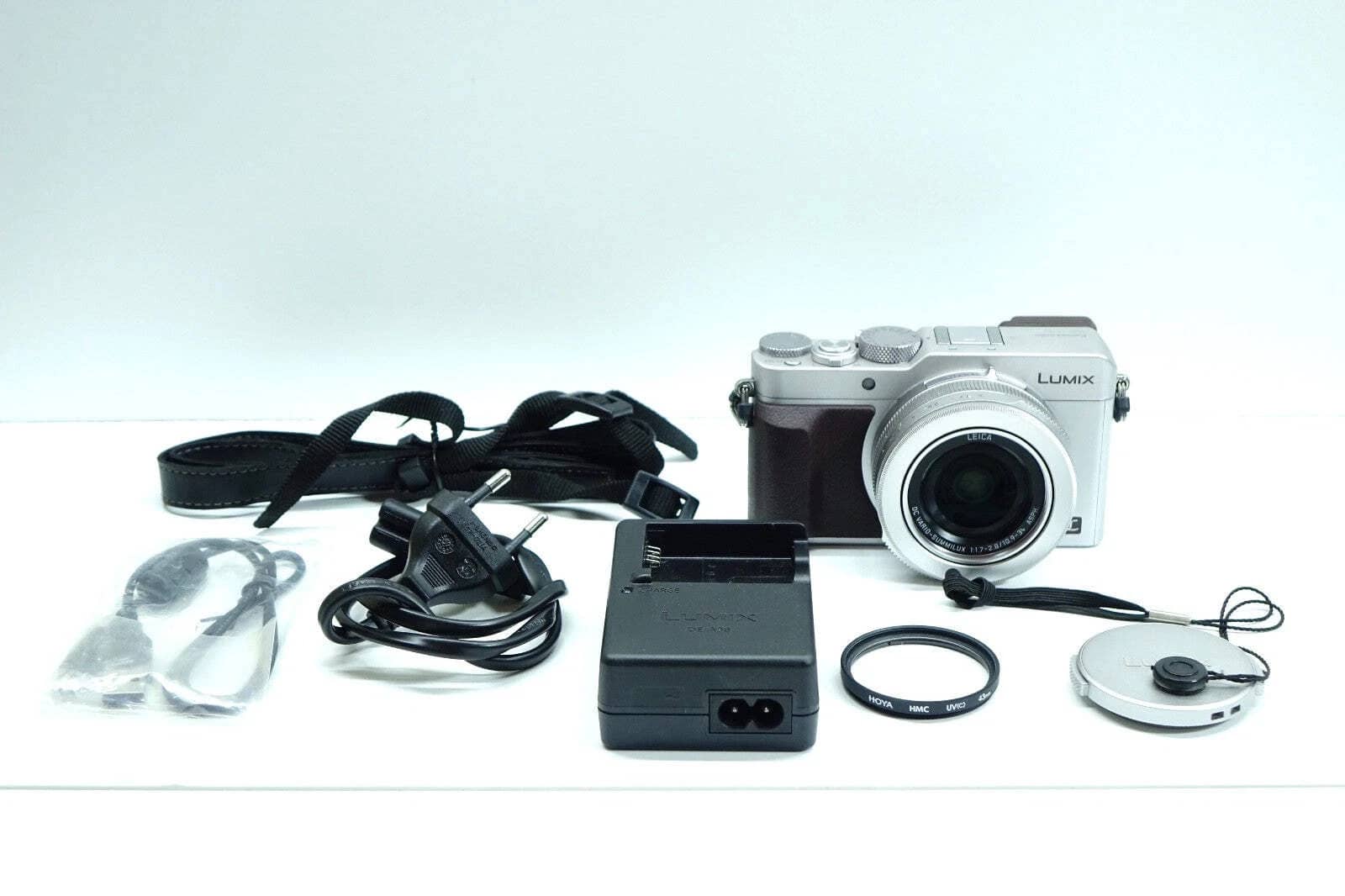 Panasonic LUMIX LX100 Digital Cameras Black New Body Only