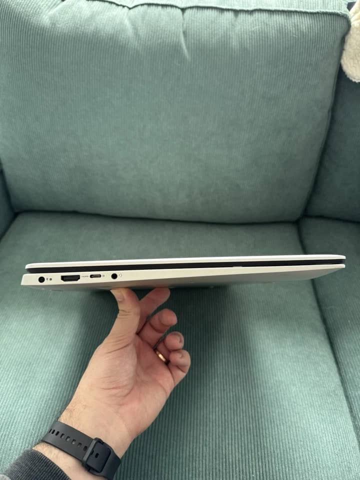Dell Inspiron 17 7786 Computers