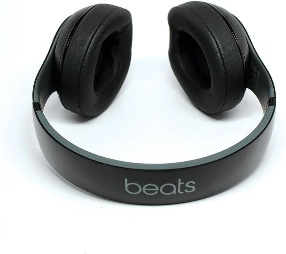 Apple Studio 2 Wireless Headphones & Earbuds 