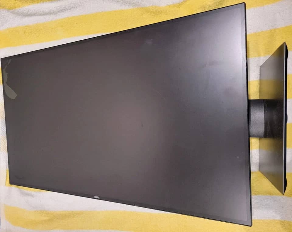 Dell U2719DX Monitors