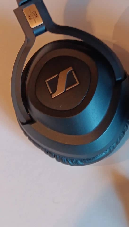 Sennheiser PX 360 Headphones & Earbuds Black New