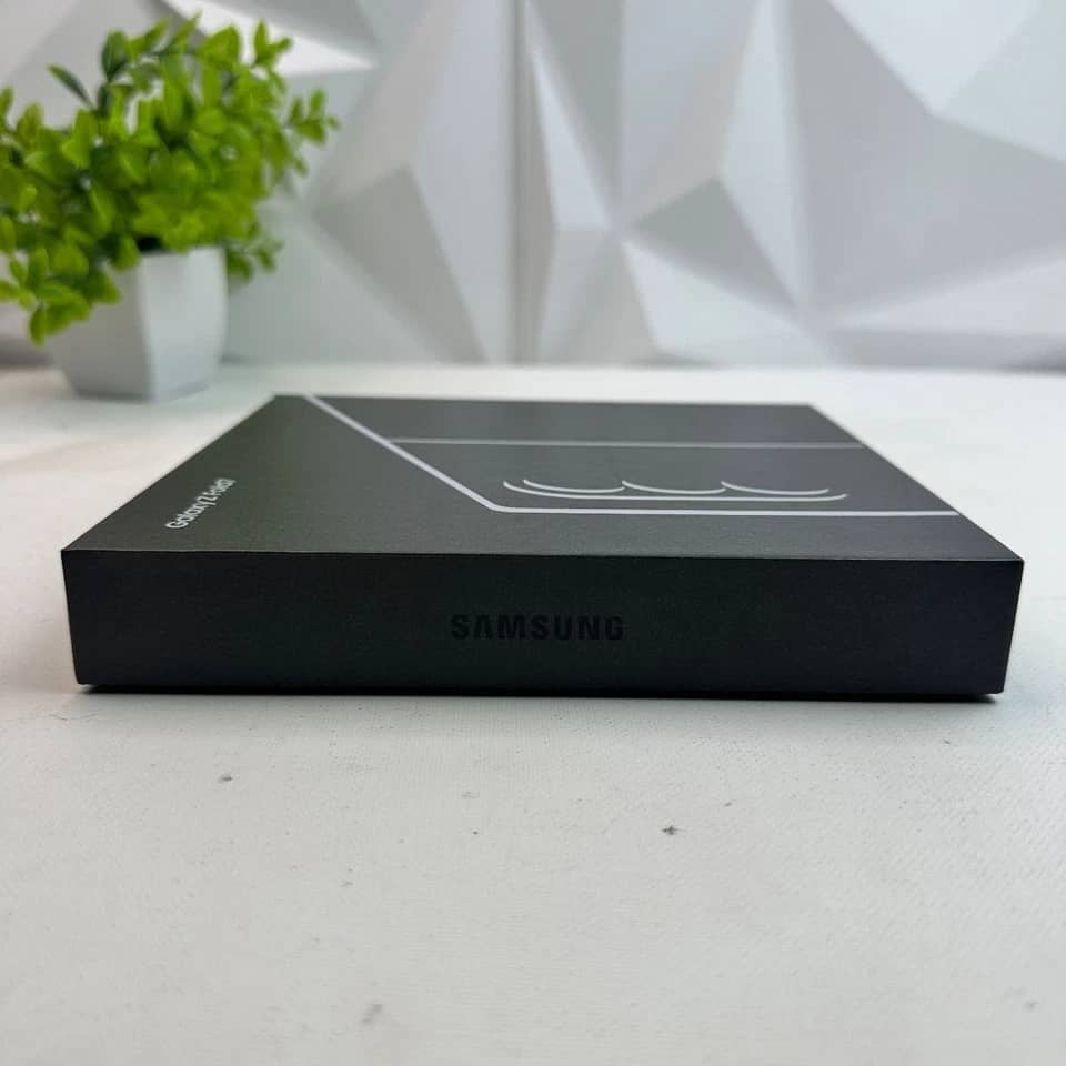 Samsung Galaxy Z Fold7 Cell Phones