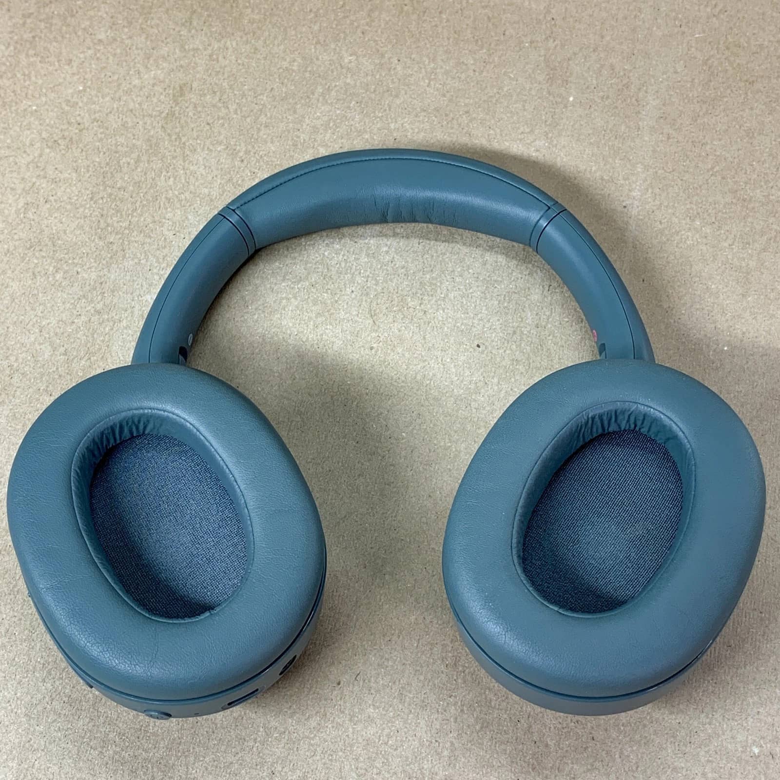 Sony WHULT900N Headphones & Earbuds Gray Used - Good