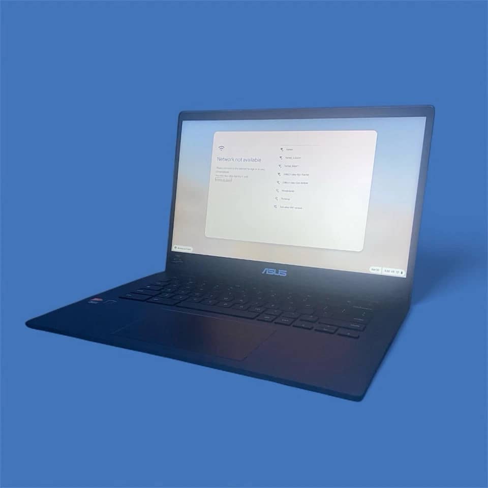 ASUS Vivobook M8186 Computers