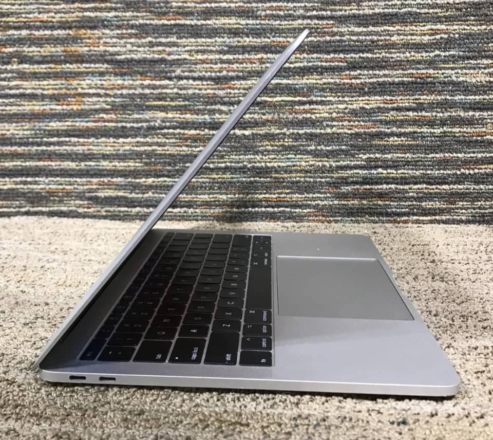 Apple MacBook Pro Touch Bar Computers 512GB 16GB New