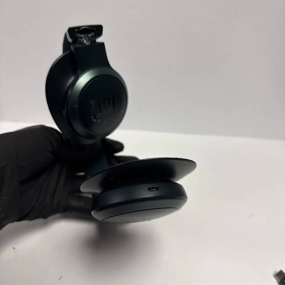 JBL Live 500BT Headphones & Earbuds 