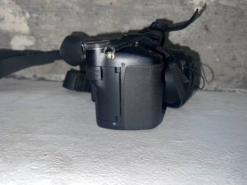 Minolta DiMAGE A2 Digital Cameras