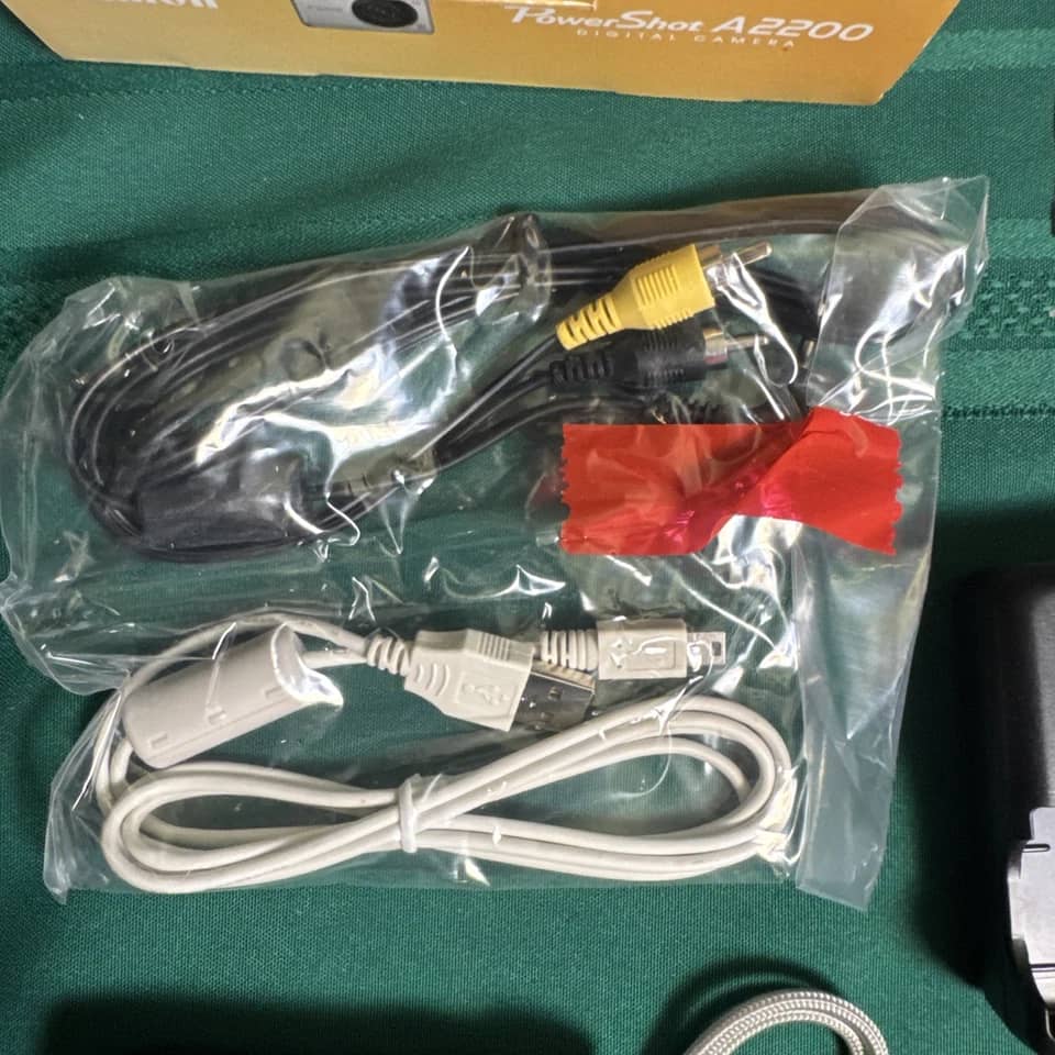 Canon PowerShot A2200 Digital Cameras Black New Body Only