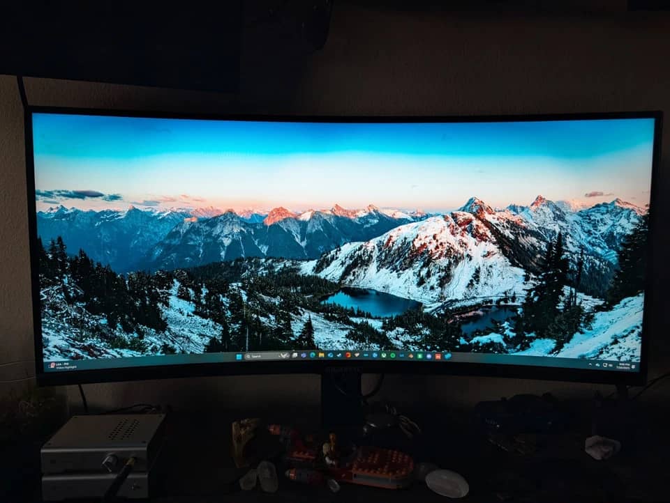 GIGABYTE 34WR50QC Monitors