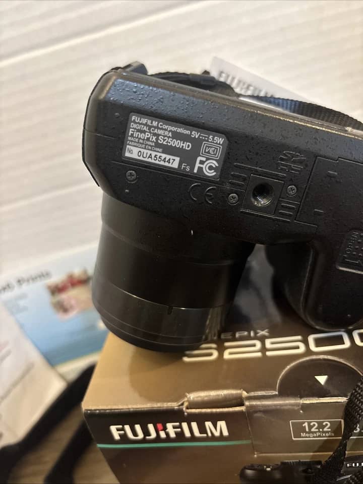 Fujifilm FinePix S Series S2500HD Digital Cameras Black New Body Only