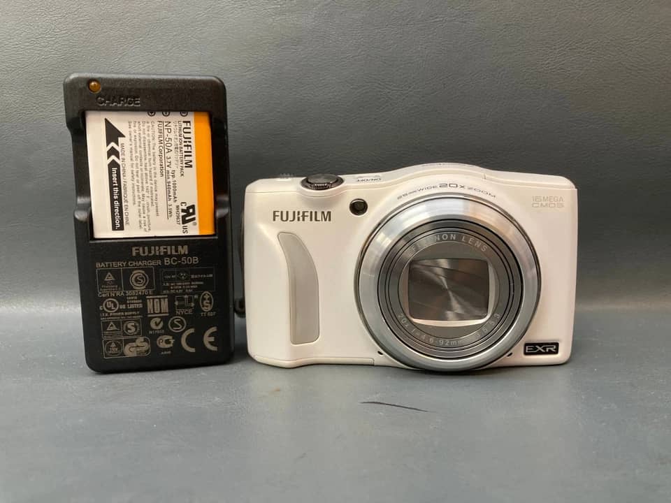 Fujifilm f850exr Digital Cameras Black New Body Only