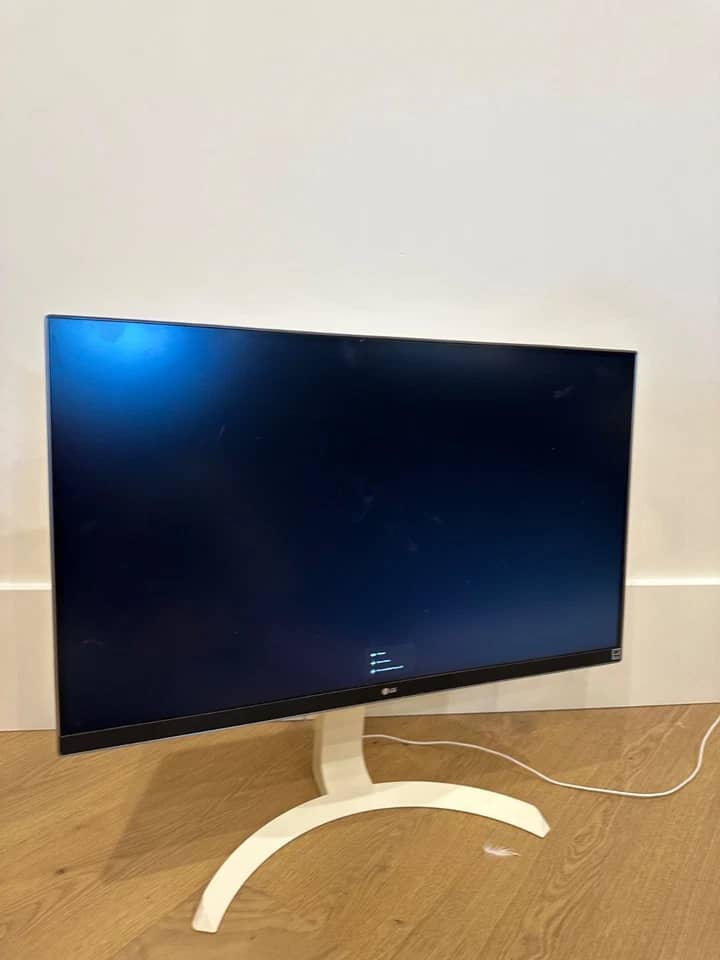 LG 27MN60T Monitors