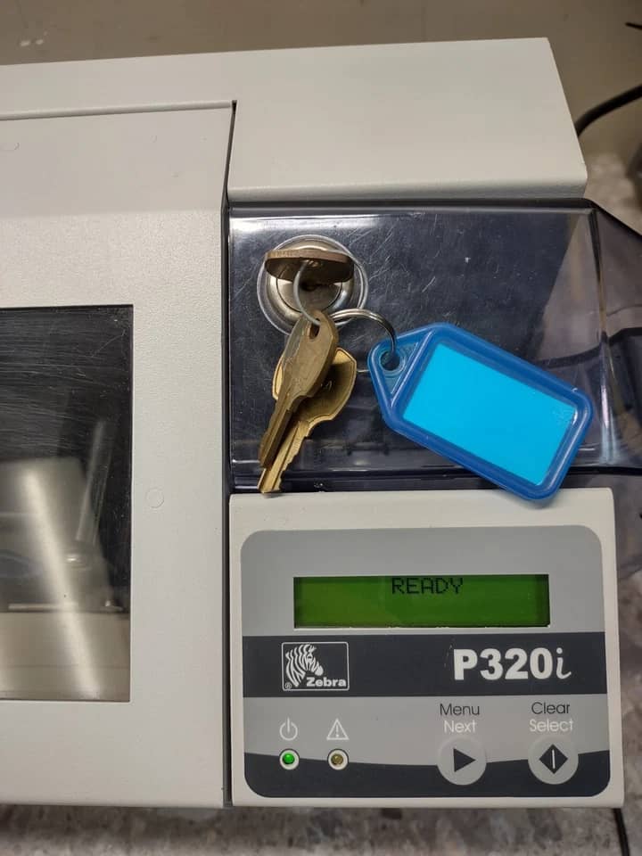 Zebra P330iUM Printers For parts or not working