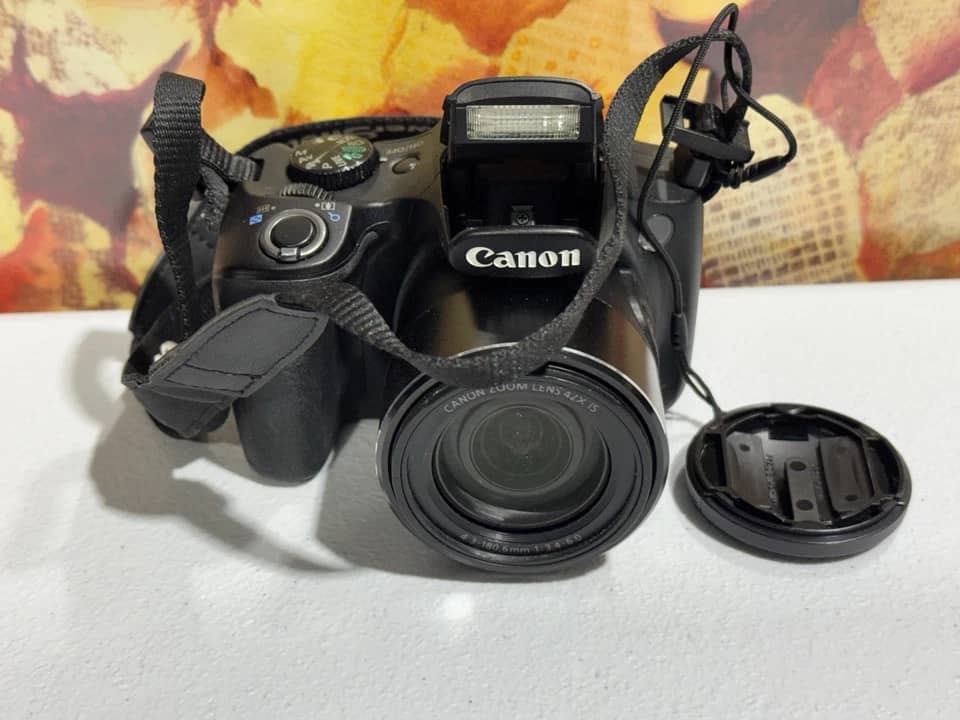 Canon PowerShot SX520 HS Digital Cameras Black Open-Box Excellent Body Only