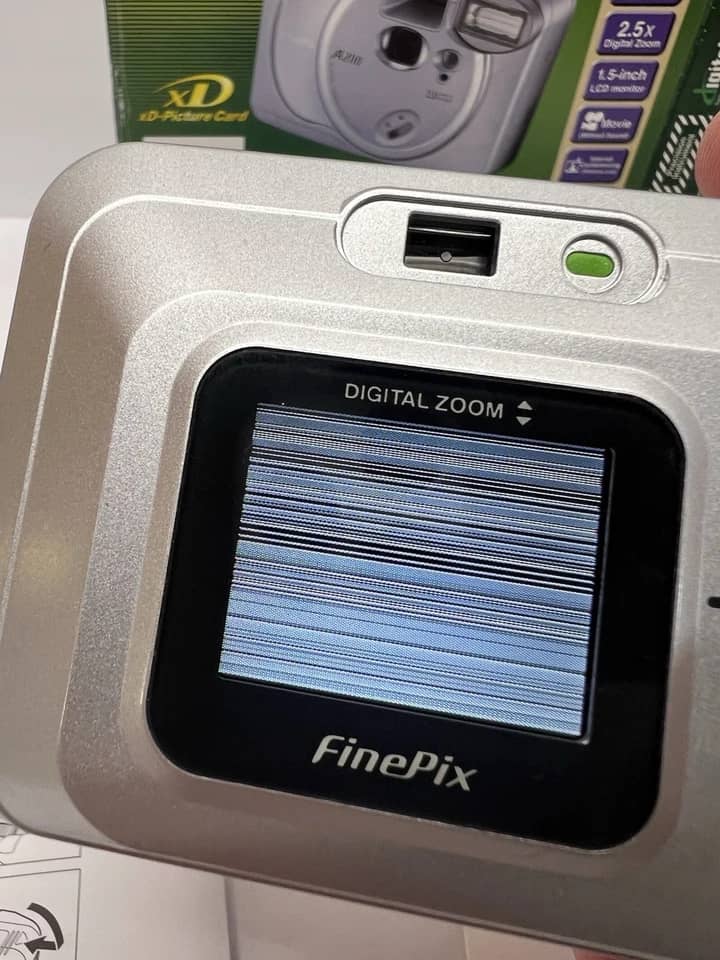 Fujifilm DiMAGE A200 Digital Cameras
