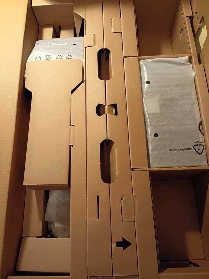 BenQ SW272Q Monitors