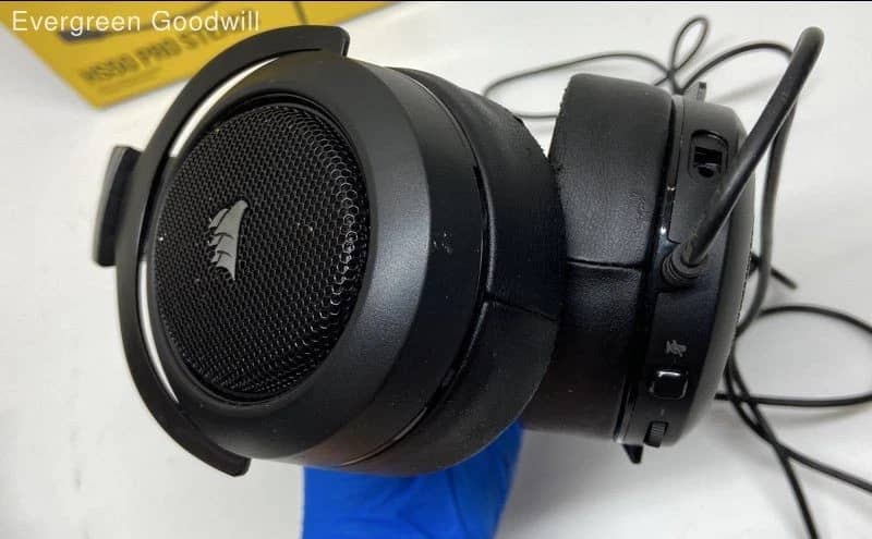 Corsair HS50 Pro Headphones & Earbuds Black Refurbished - Excellent