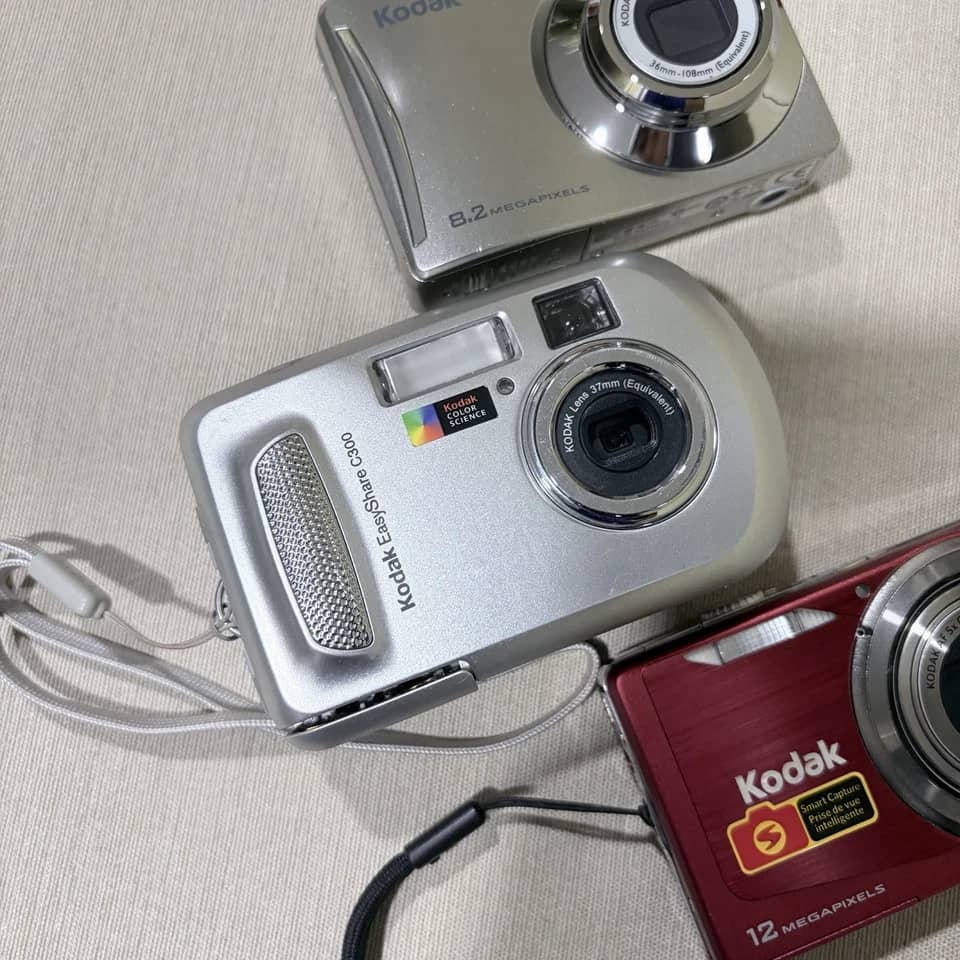 Kodak EasyShare C300 Digital Cameras Silver New Body Only
