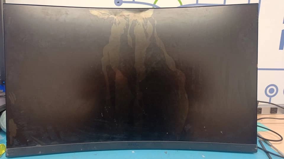 MSI G32C4X Monitors