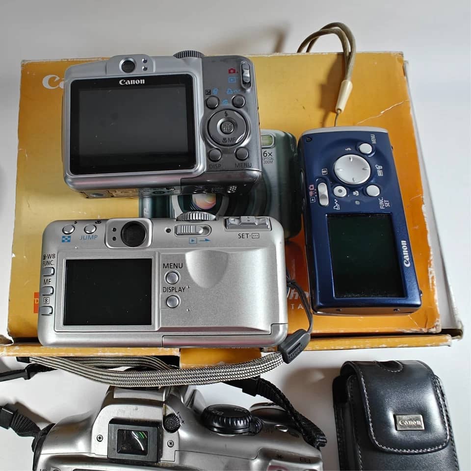 Canon PowerShot SD40 Digital Cameras Blue New Body Only