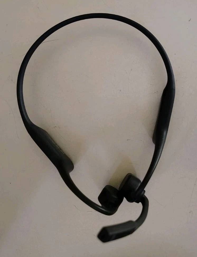 Shokz Opencomm C102 Headphones & Earbuds Black Used - Good
