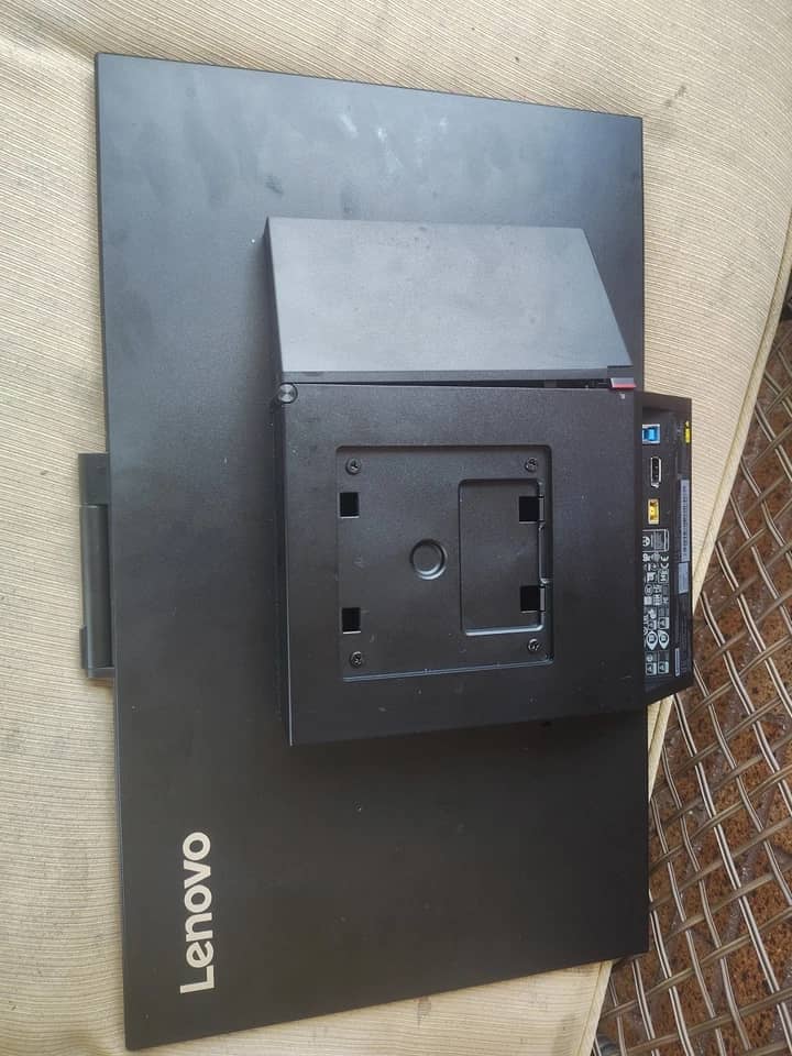 Lenovo T24I-10 Monitors