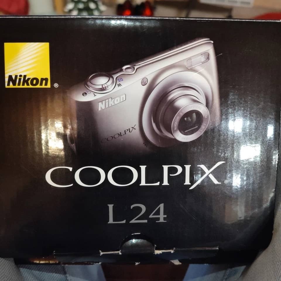Nikon COOLPIX L24 Digital Cameras Red New Body Only