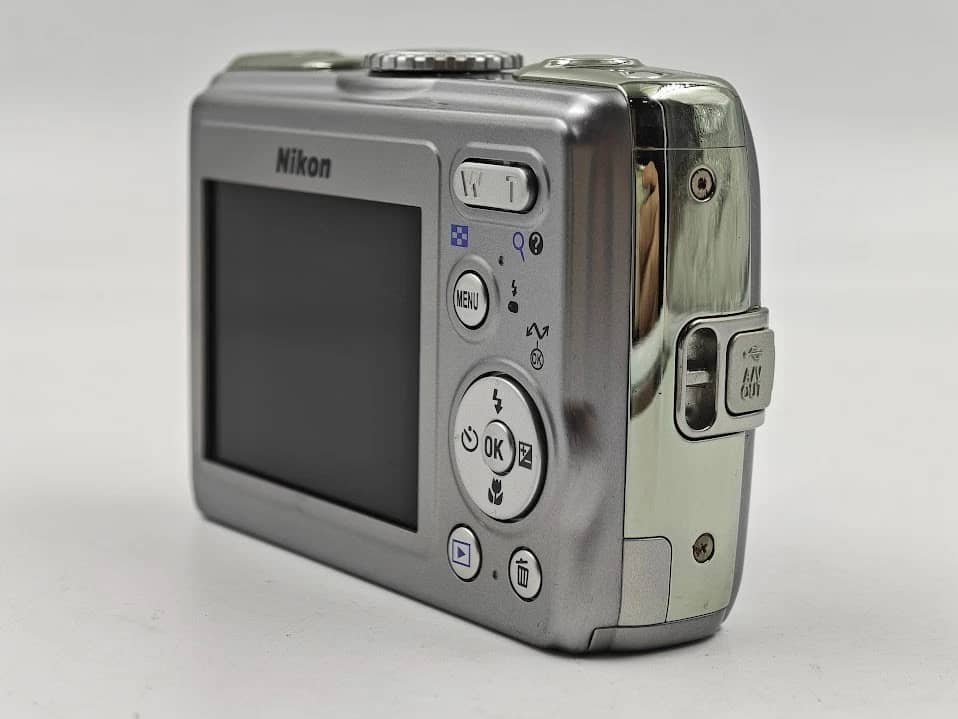Nikon COOLPIX P3 Digital Cameras Silver Used - Good Body Only