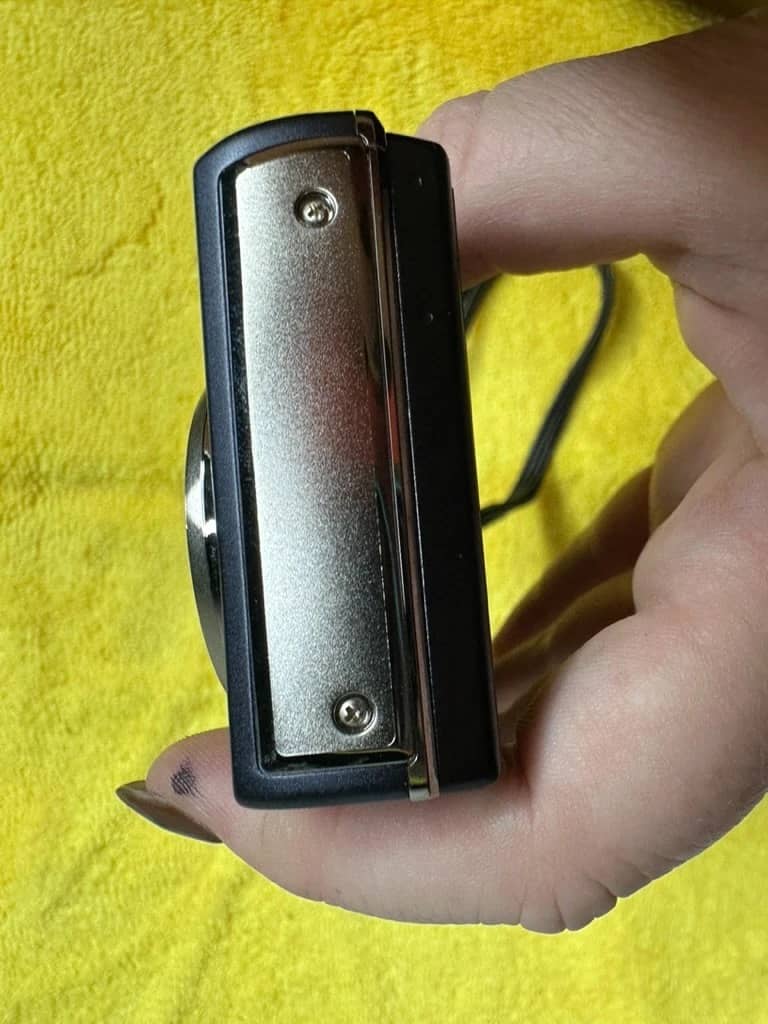 Nikon COOLPIX S610c Digital Cameras Black New Body Only