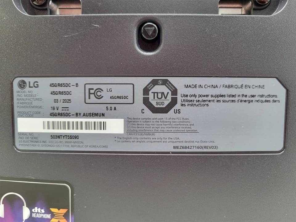 LG 45GR65DC-B Monitors