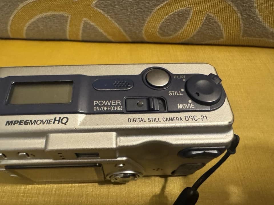 Sony DSC-P1 Cyber-shot Digital Cameras Silver New Body Only