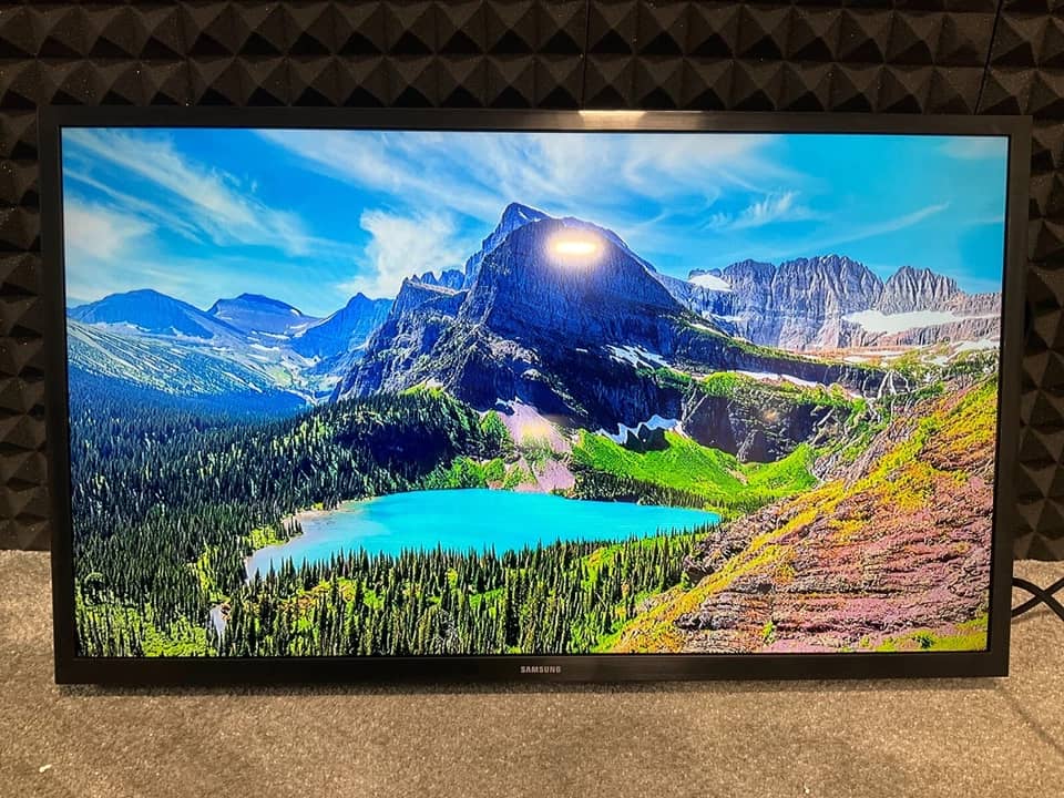 Samsung NJ477N TVs
