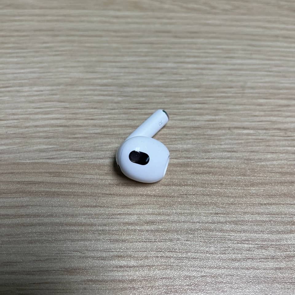 Apple AirPods 3 Headphones & Earbuds 