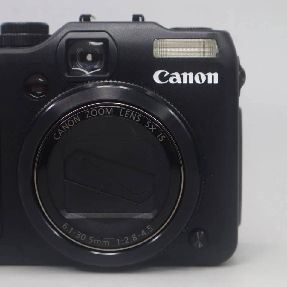 Canon PowerShot G12 Digital Cameras Black Used - Good Body Only