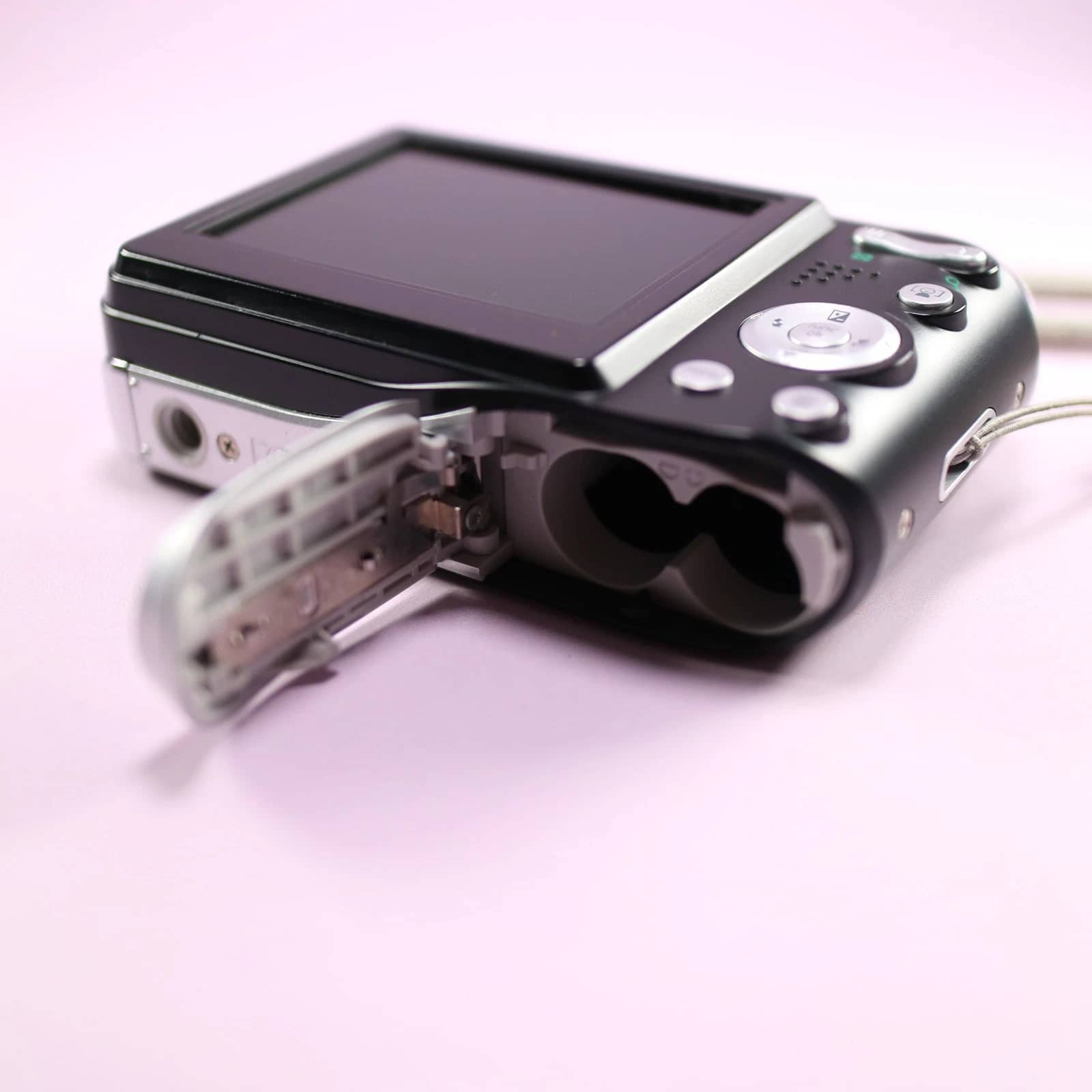 GE A1250 Digital Cameras Silver Used - Good Body Only