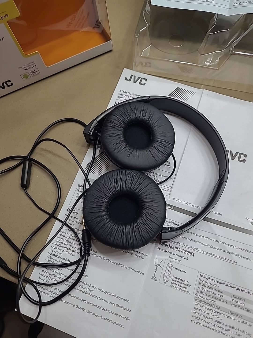 JVC HA-SR185 Headphones & Earbuds Black New