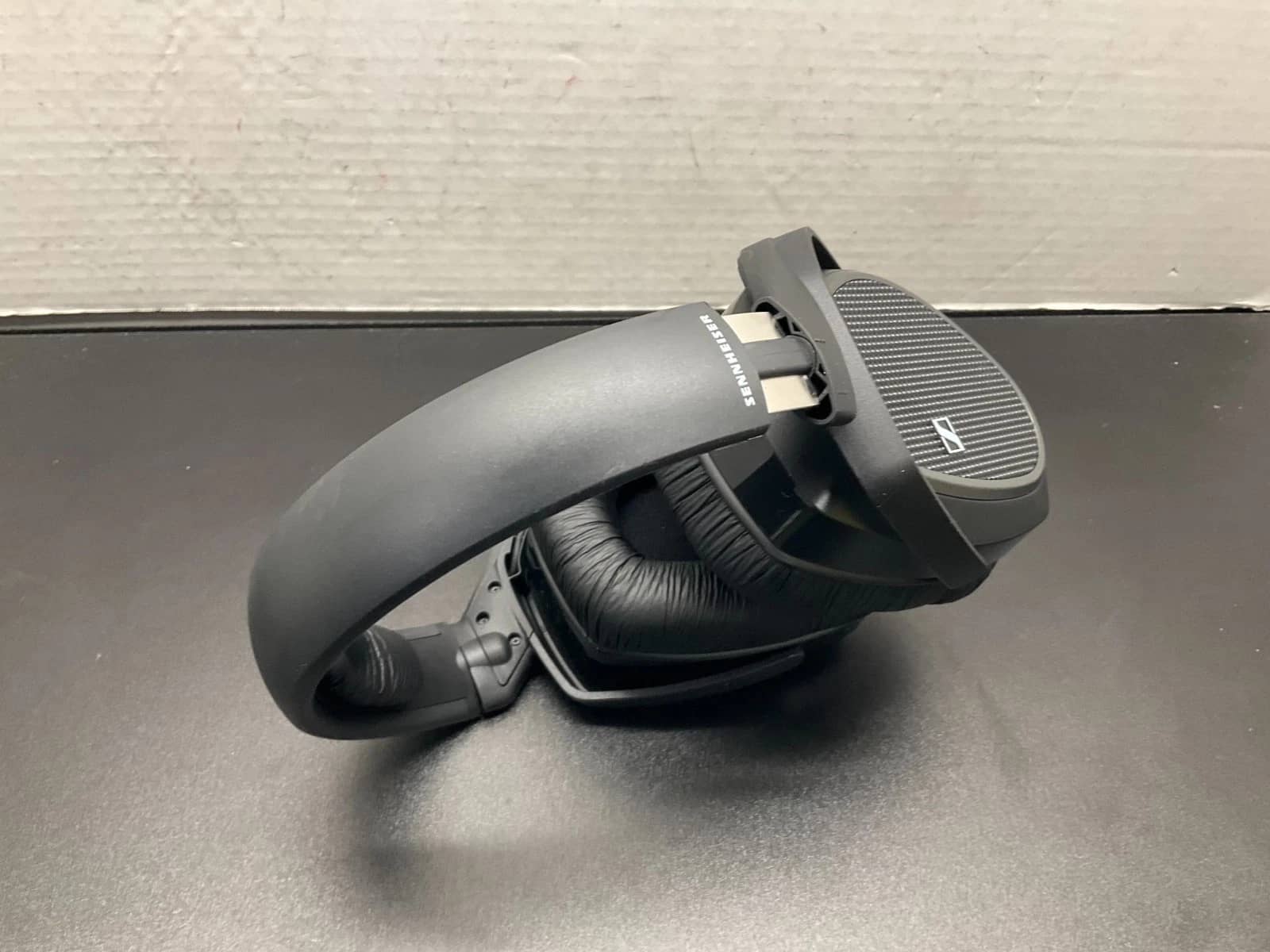Sennheiser RS175 Headphones & Earbuds Black New