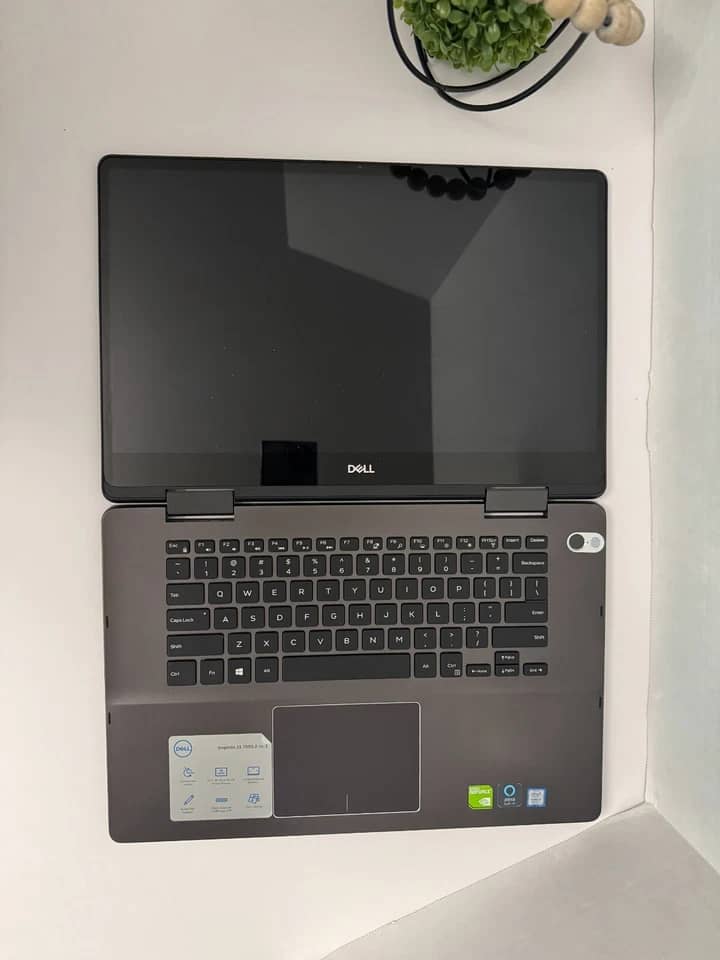 Dell Inspiron 15 7586 Computers