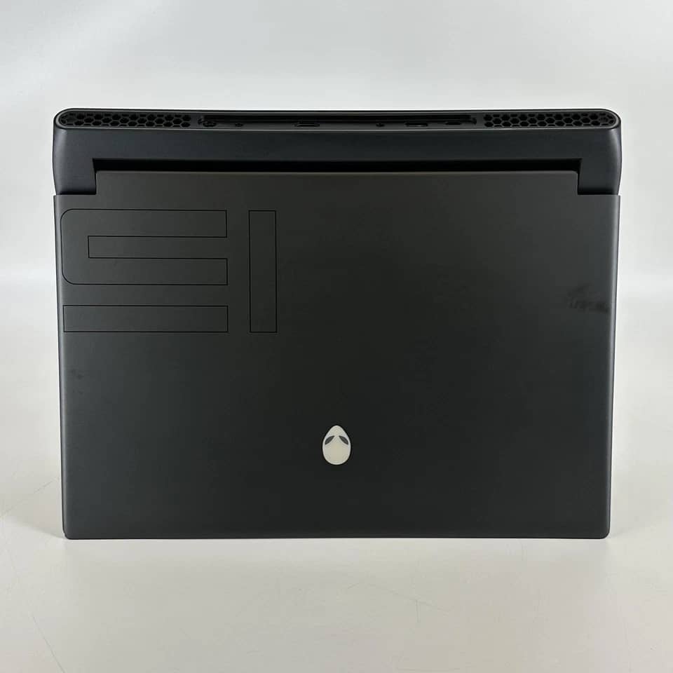 Dell Alienware m15 R7 Computers