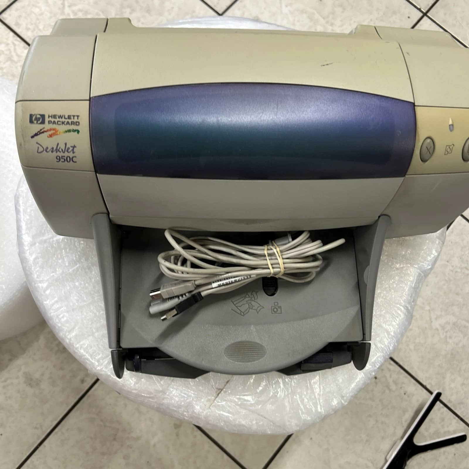 HP DeskJet 950C Printers For parts or not working