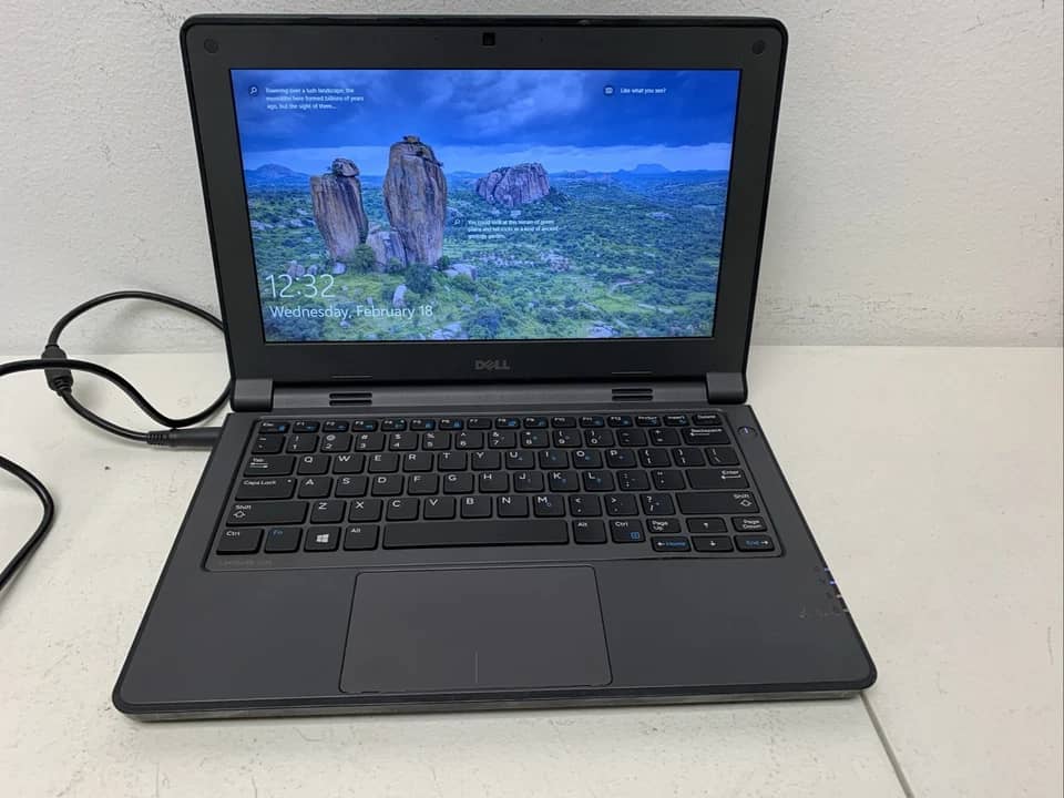 Dell Latitude 3150 Computers