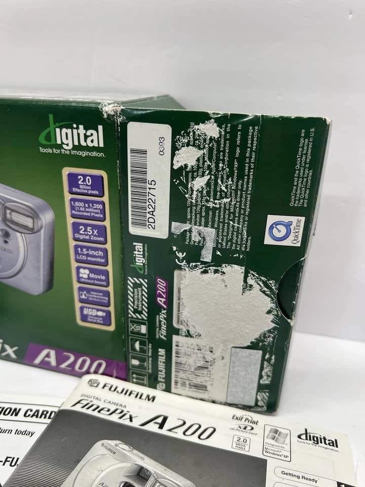 Fujifilm DiMAGE A200 Digital Cameras