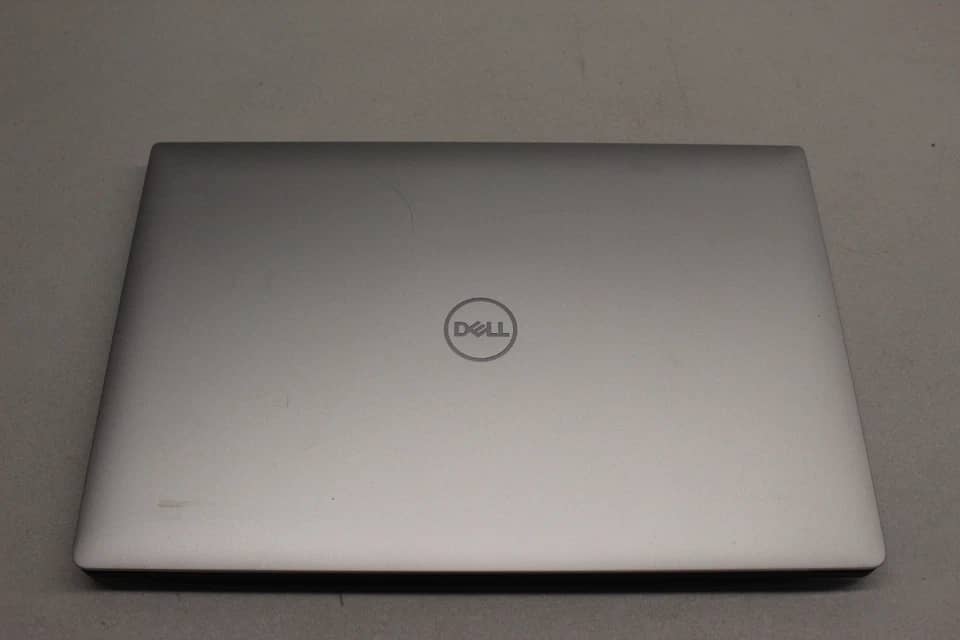 Dell XPS 15 7590 Computers