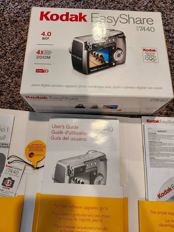 Kodak EasyShare DX7440 Digital Cameras Gray New Body Only