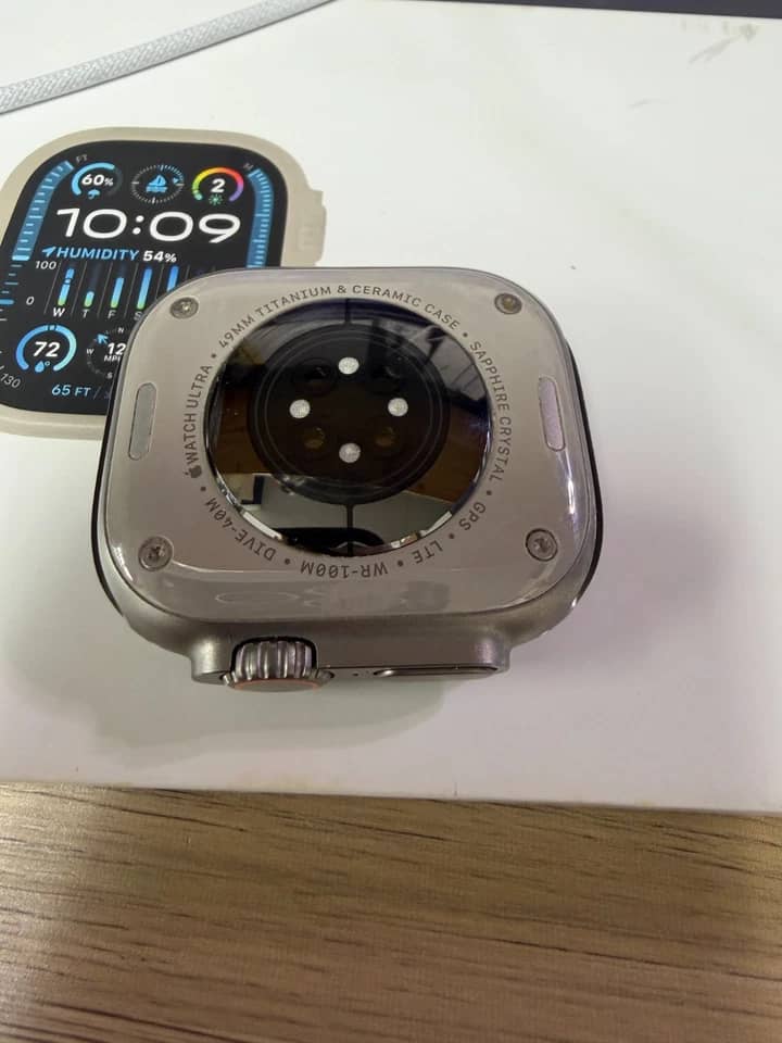 Apple Watch Ultra 2 Smartwatches