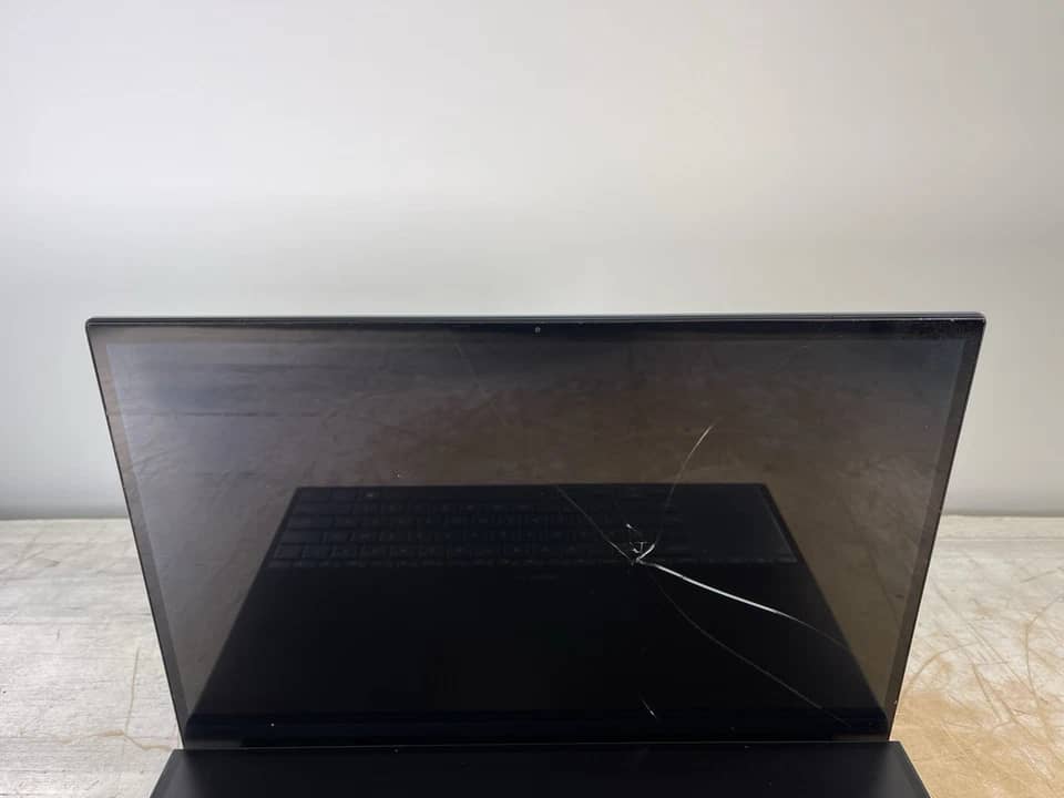 ASUS ZenBook Pro Duo UX581G Computers 1TB 16GB Used - Good